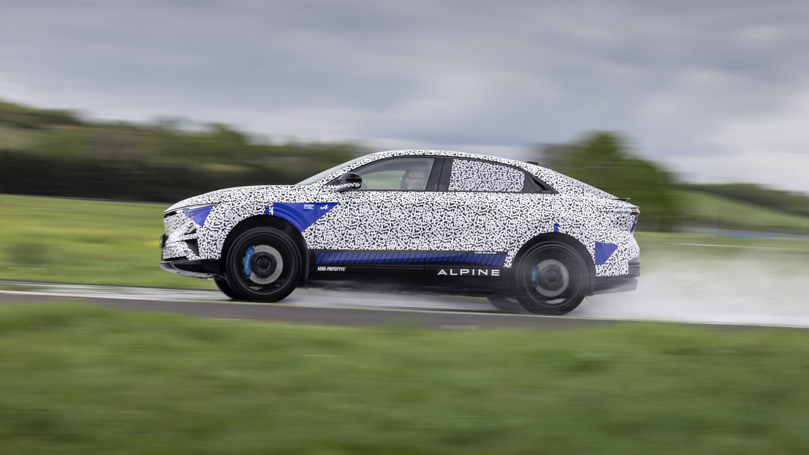 Alpine A390 prototype - side
